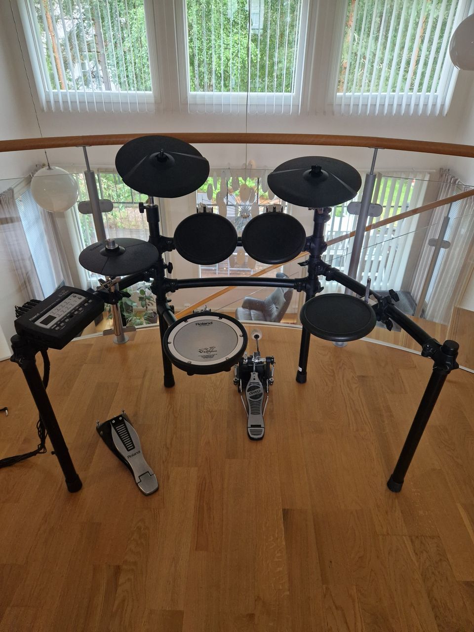 Roland TD 3 Sähkörummut