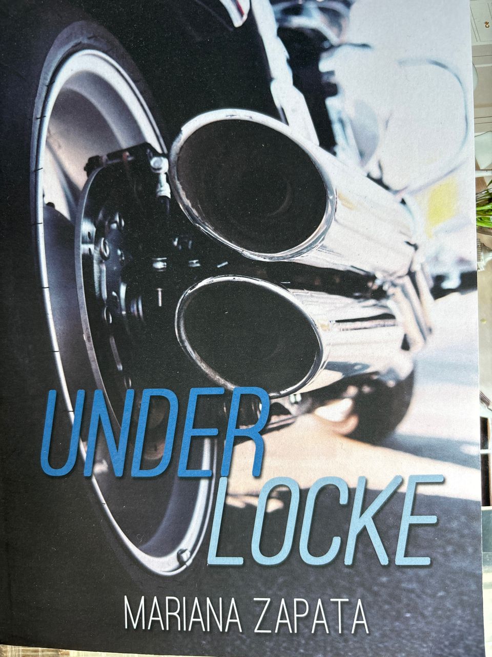 Mariana Zapata - Under Locke