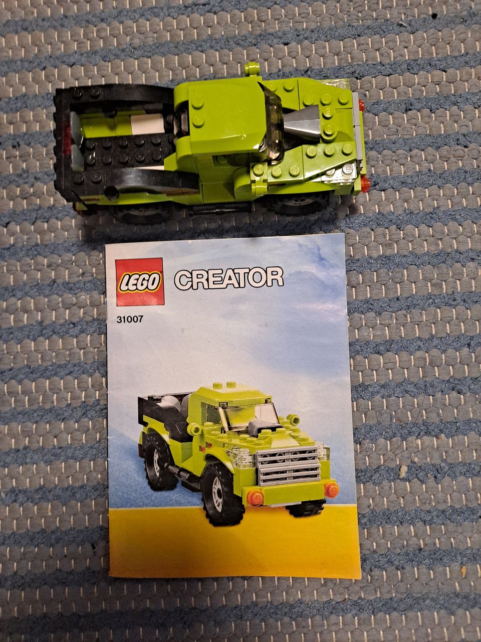 Lego Creator avolava-auto