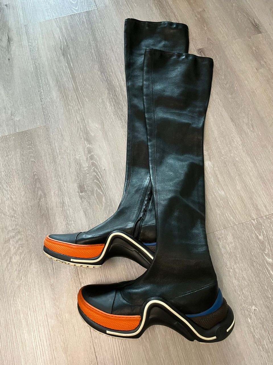 Louis Vuitton Archlight high boots