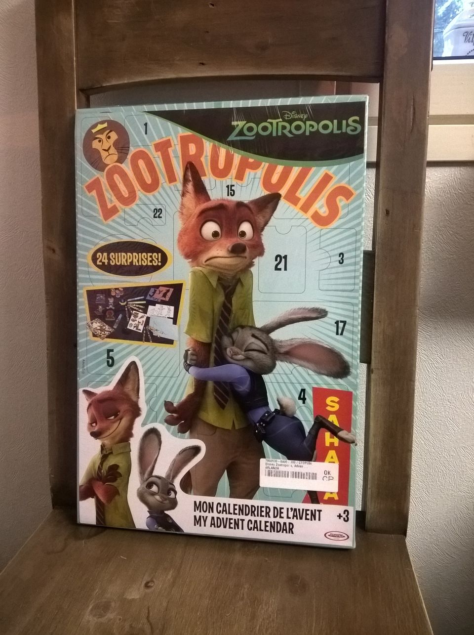 Uusi Disney Zootropolis joulukalenteri koulutarvikkeilla