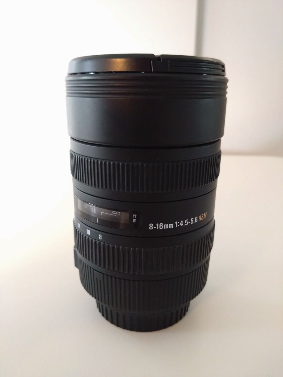 Sigma DC 8-16mm f4.5-5.6 (Canon EF-s)