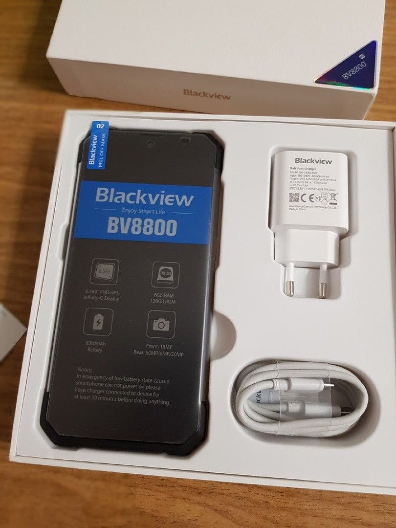 Blackview BV8800 puhelin