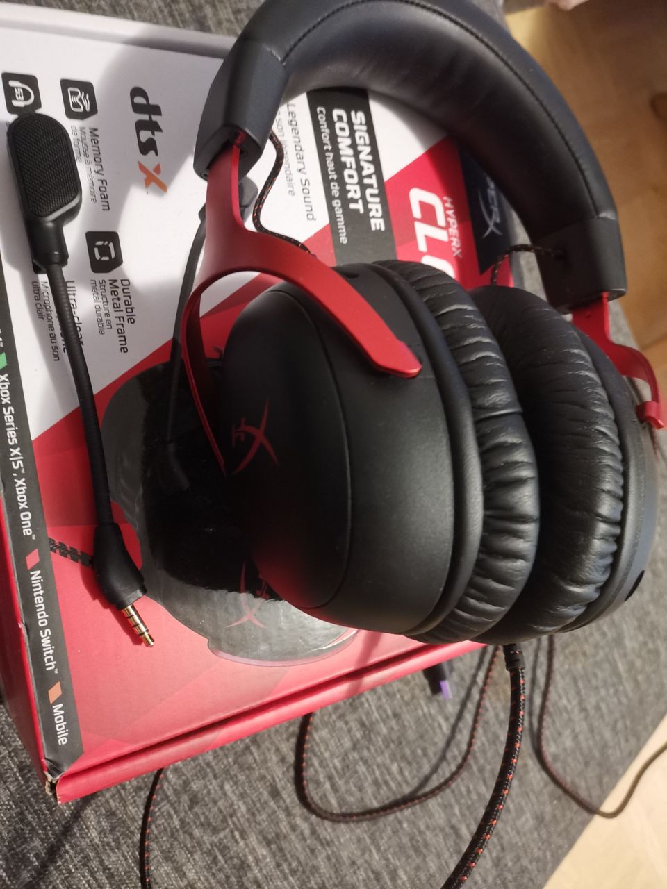 HyperX Cloud 3 pelikuulokkeet