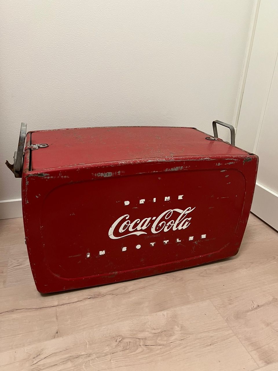 Vintage coca-cola cooler