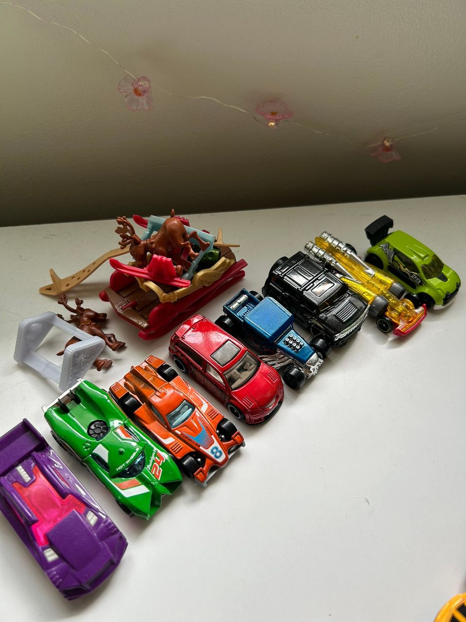 Hot wheels autoja 1€/kpl