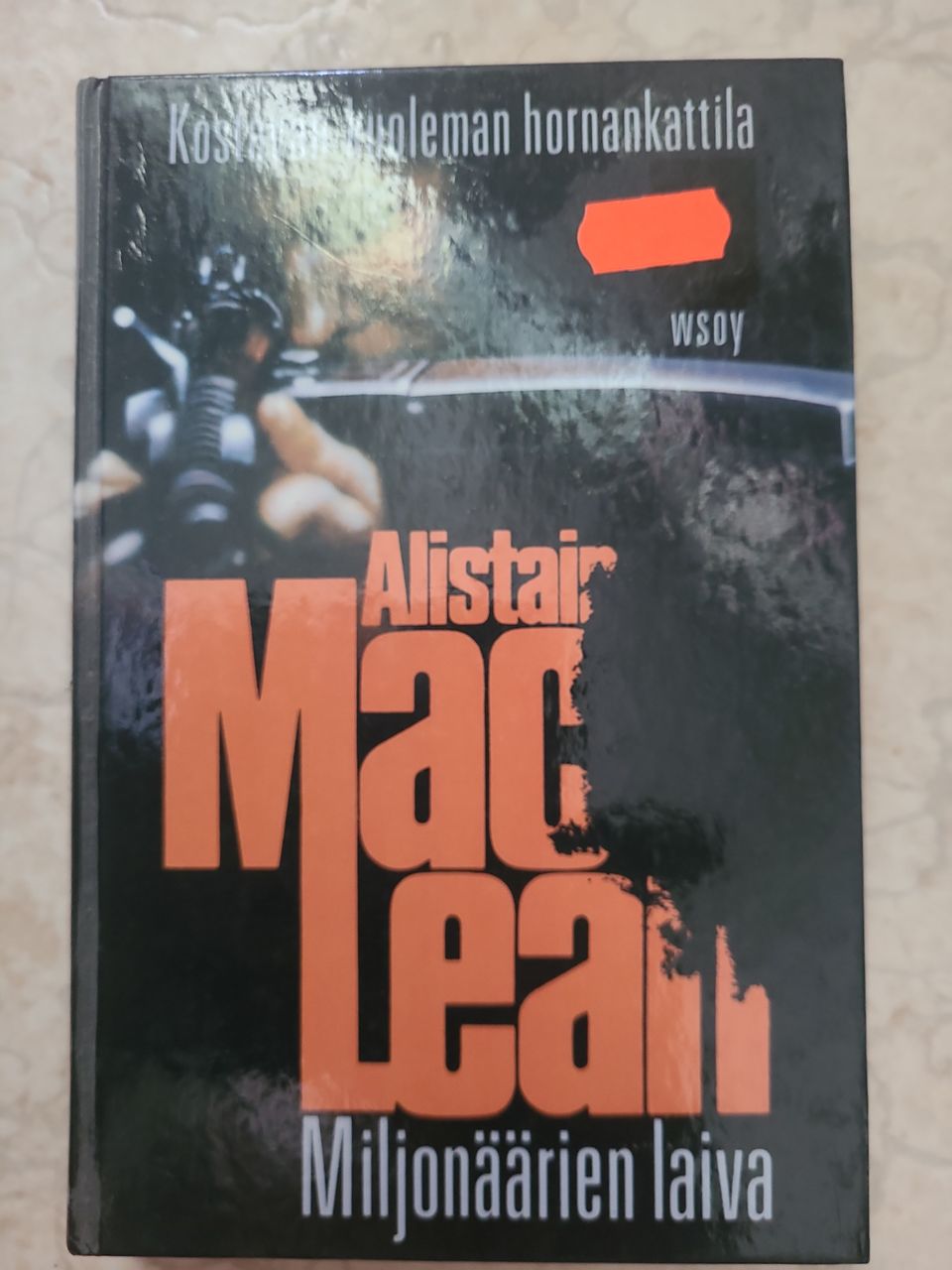 Alistair MacLean : Miljonäärien laiva