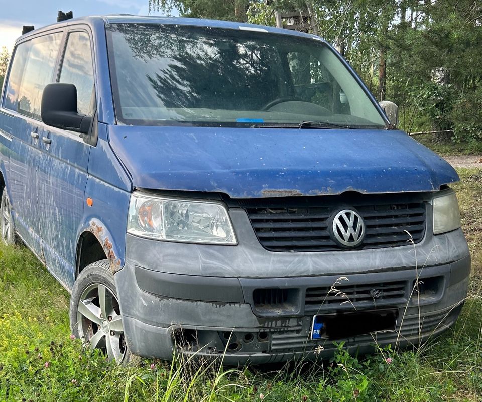 Volkswagen Transporter 1.9 varaosiksi