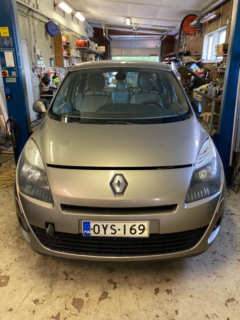 Renault grand scenic 2011 1.4