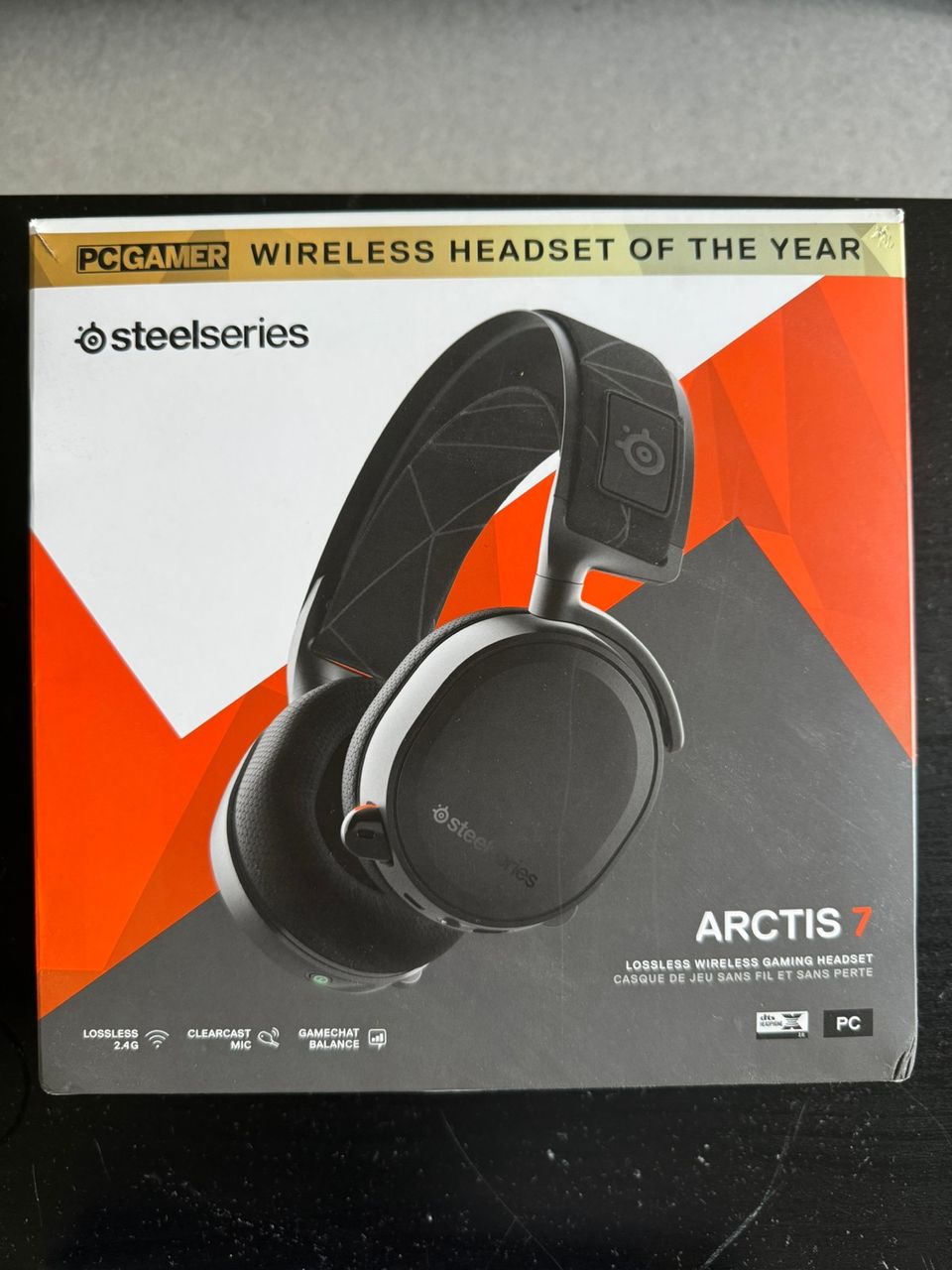 Arctis 7 steelseries wireless headphone