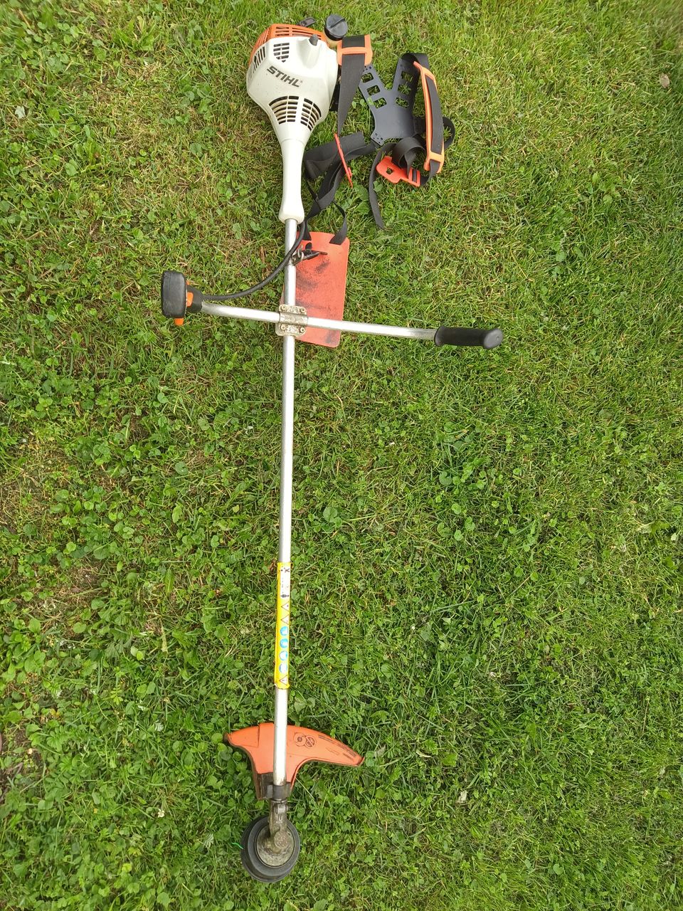 Stihl FS55 ruohotrimmeri