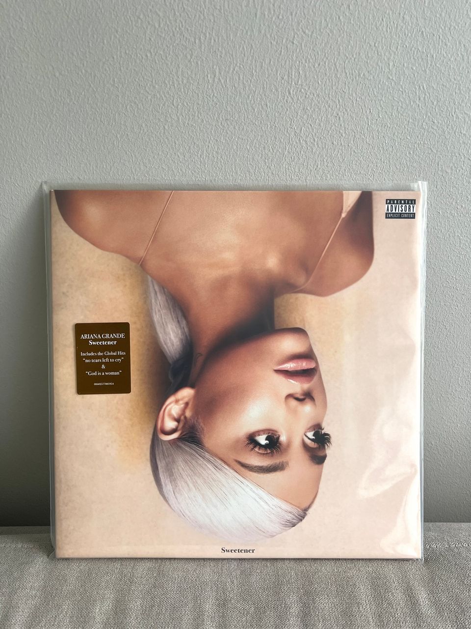 Ariana Grande Sweetener LP