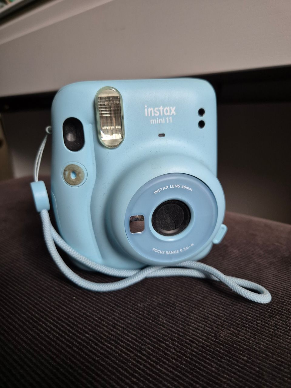 Varattu Instax mini 11