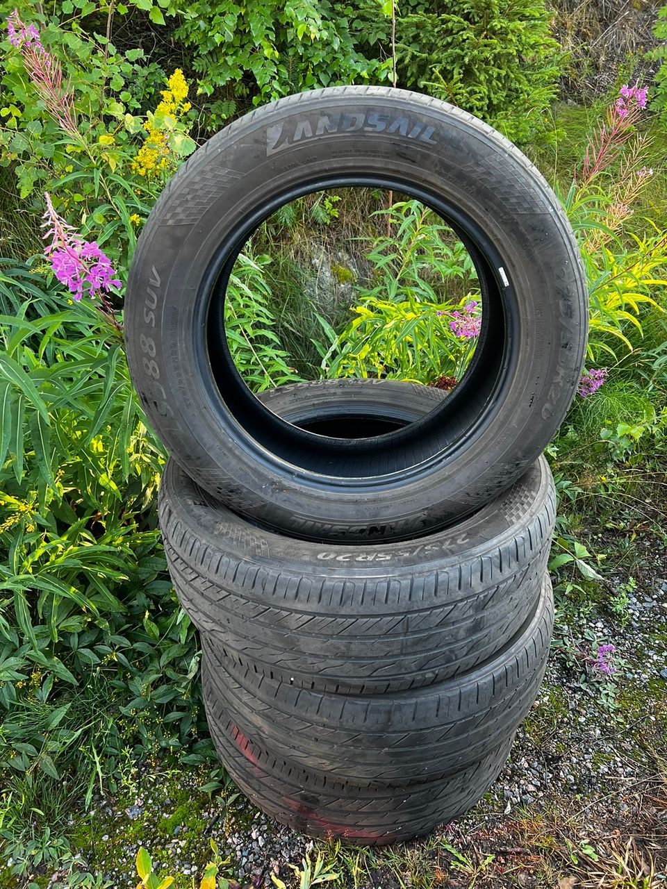 Landsail suv renkaat 275/55 R20