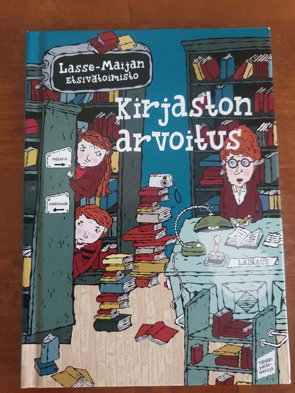 Lasse-Maijan etsivätoimisto: Kirjaston arvoitus