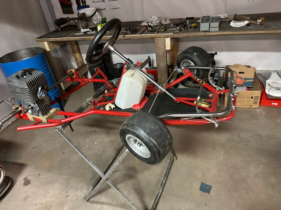 Kartingauto 500€ vain 9-11.8!