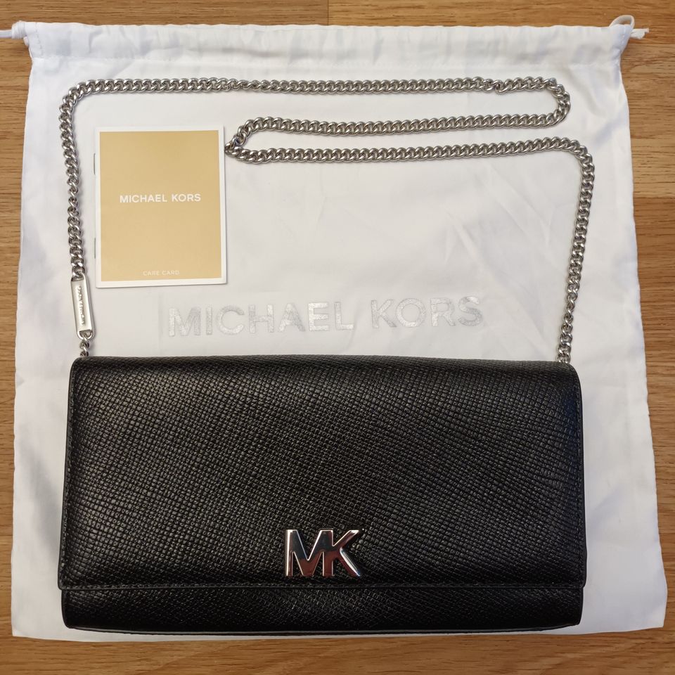 MICHAEL KORS LAUKKU