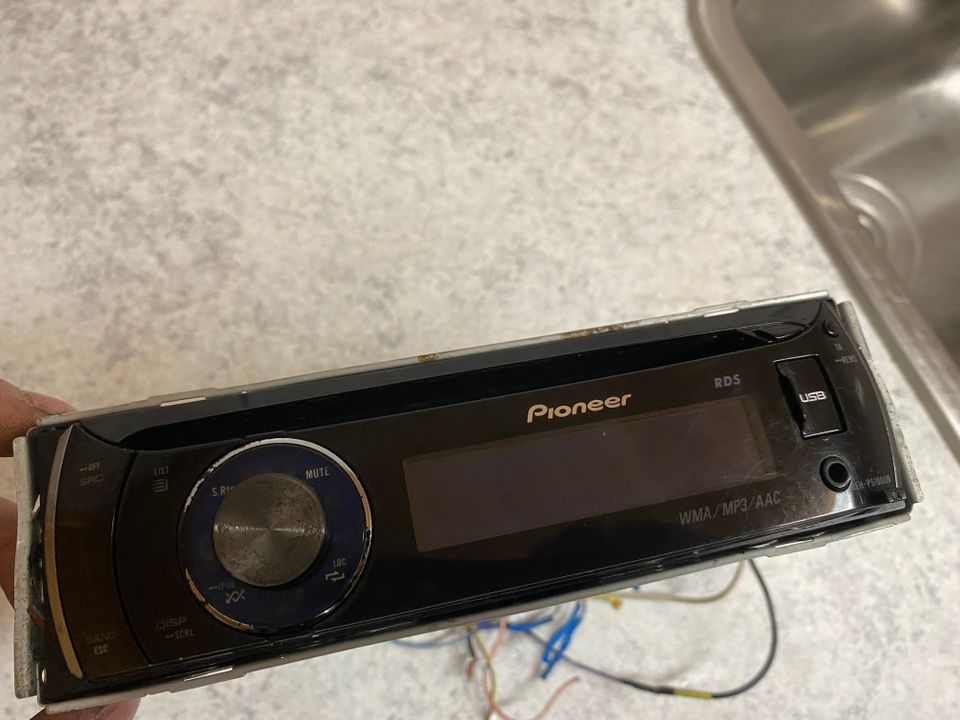 Pioneer DEH-P5100UB