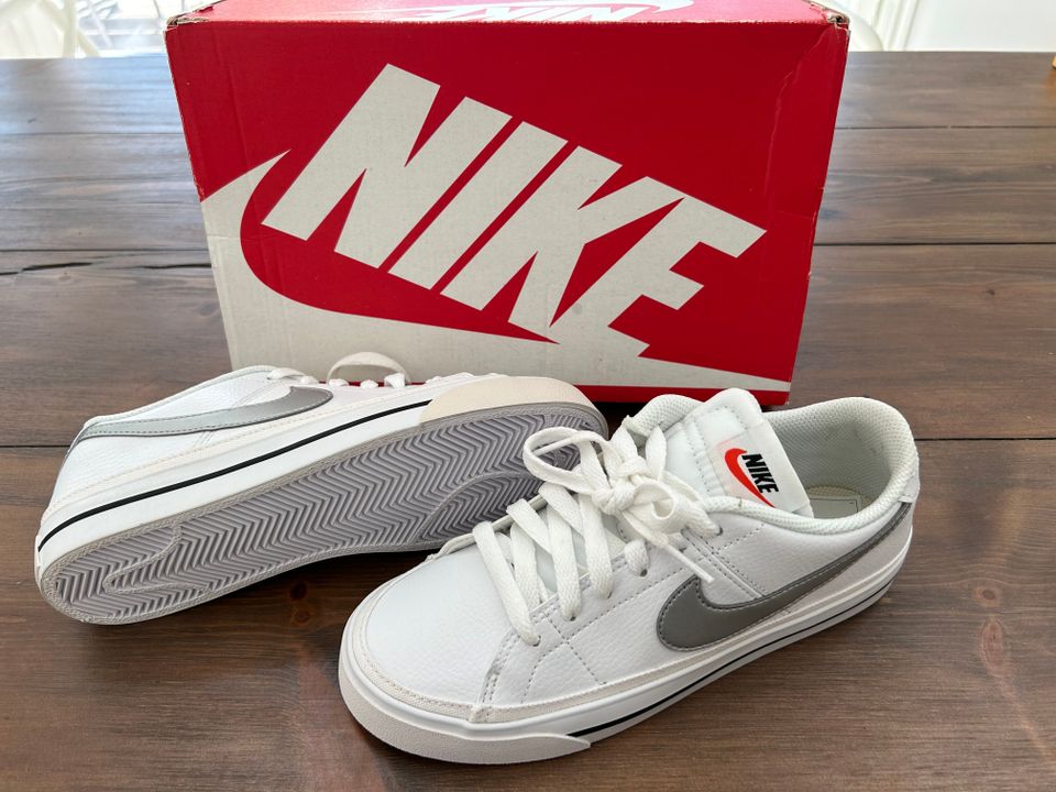 Nike tennarit, koko 37,5 / 22,5cm