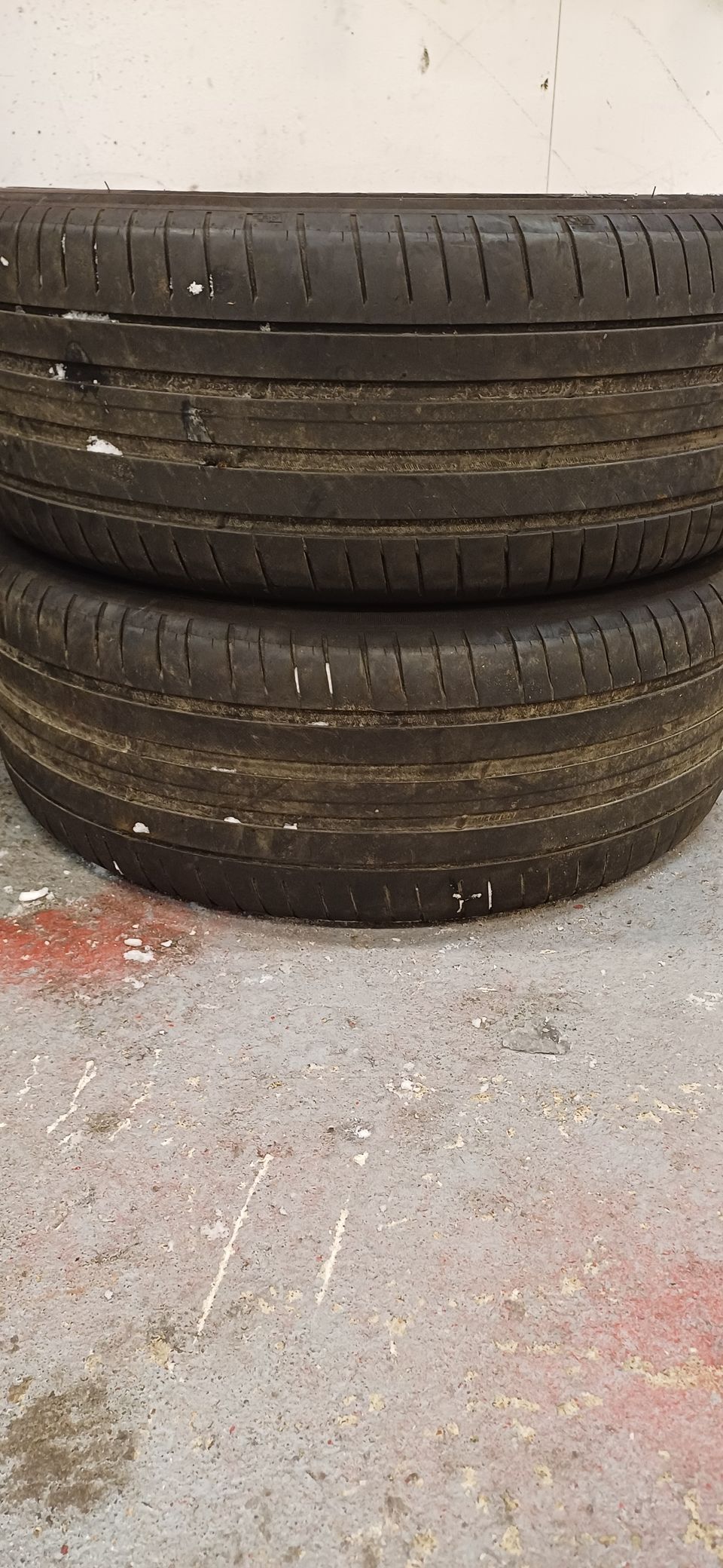 Kesärenkaat 255/55r19