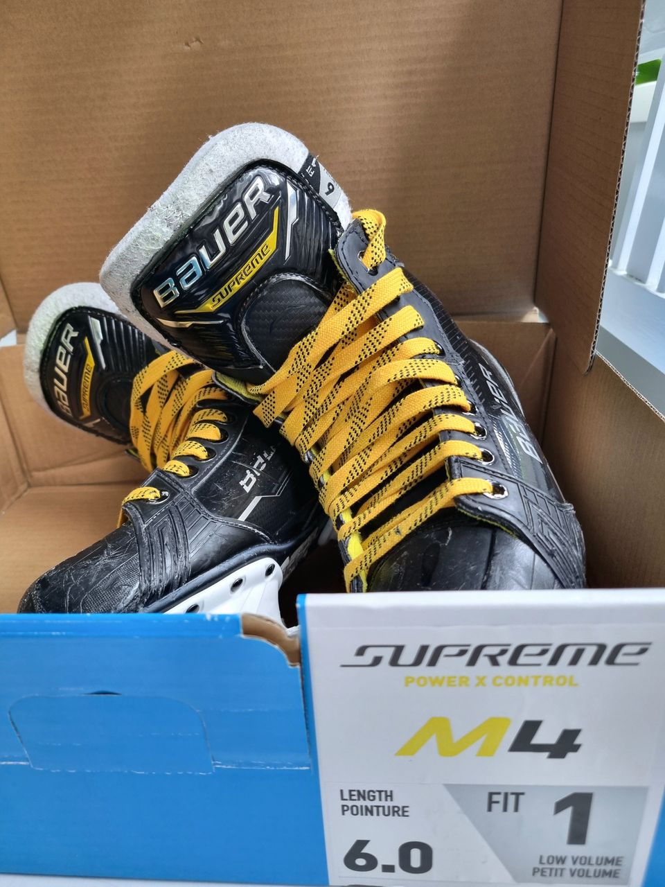 Bauer Supreme M4 luistimet koko 6.0