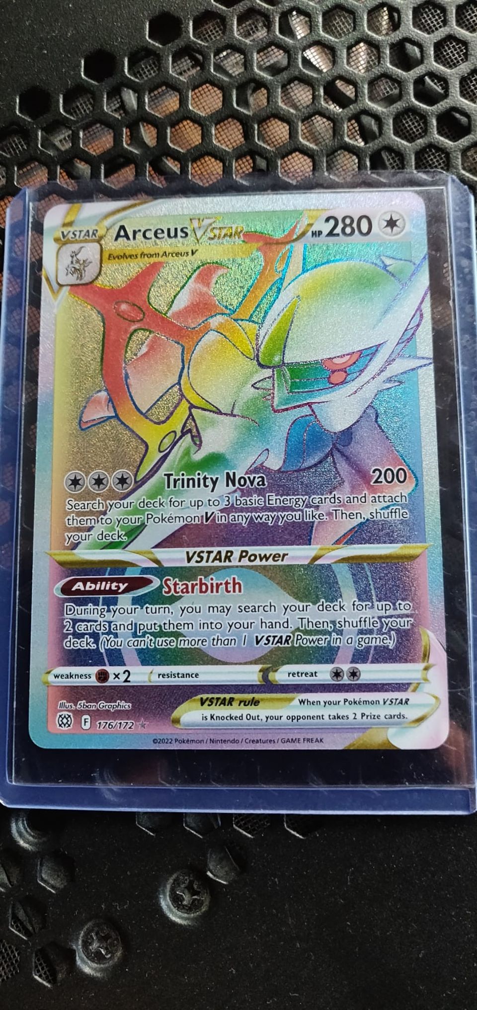 Arceus Vstar 176/172 Rainbow Pokemon kortti