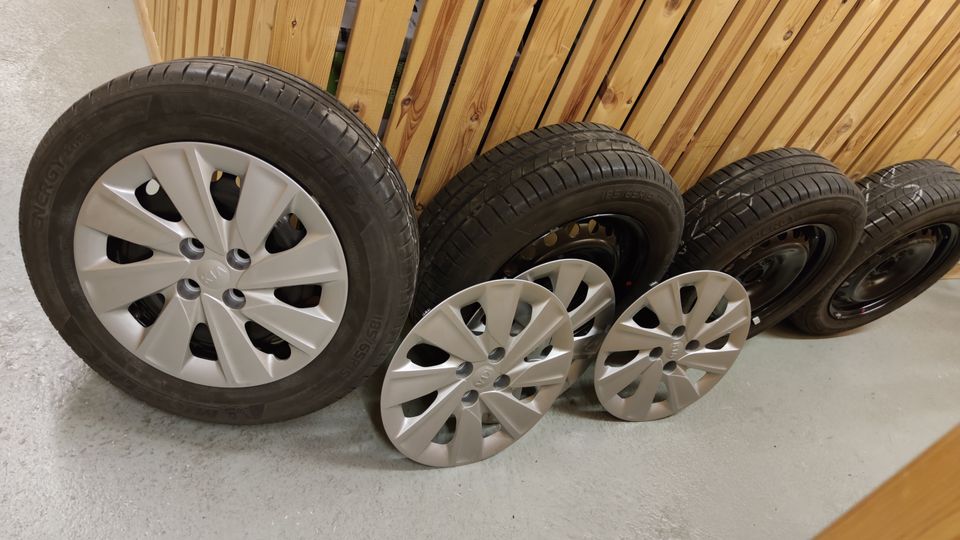 Kesärenkaat 4 kpl 185/65 R15