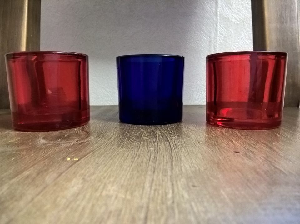 Punaiset ja tummansininen kynttilälyhty 3kpl yhteensä