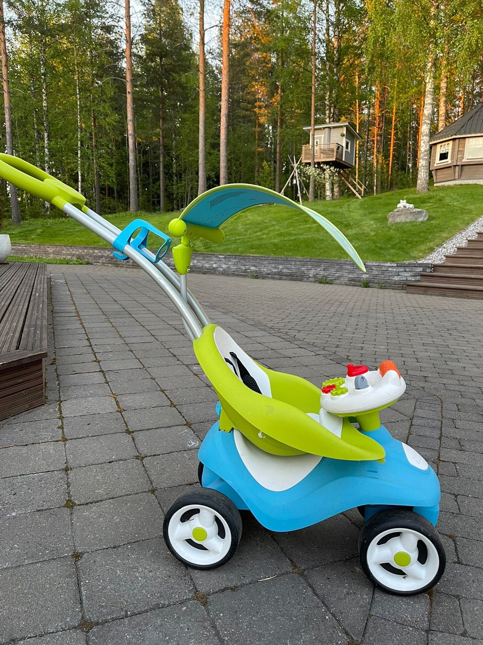 Smoby Baby työnnettävä potkuauto