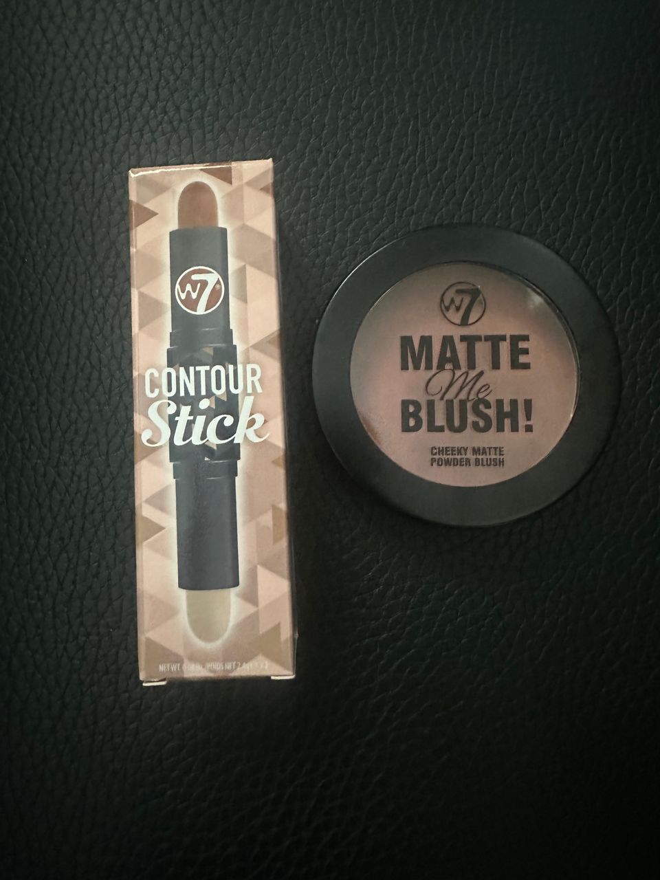 Contour stick ja poskipuna uudet