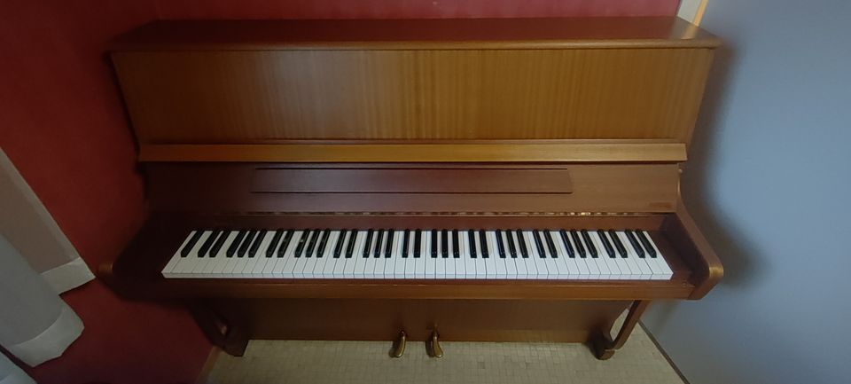 Akustinen piano