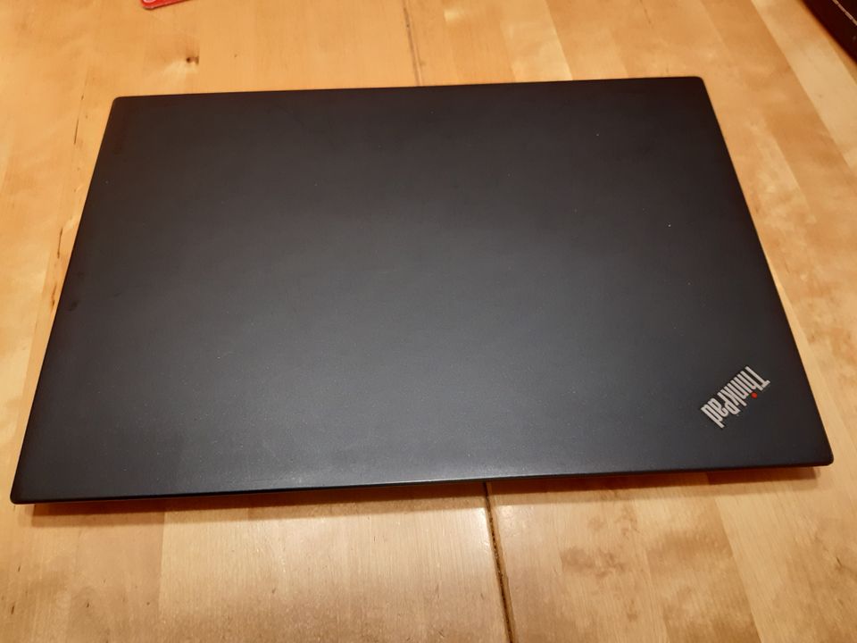 Lenovo T470s + telakka tarvikkeineen