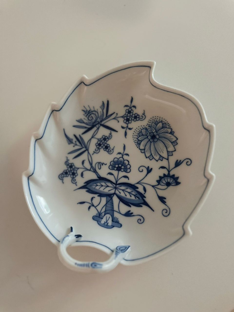 Elegant. Meissen Blue Onion Porcelain Leaf Dish with Branch Handle
