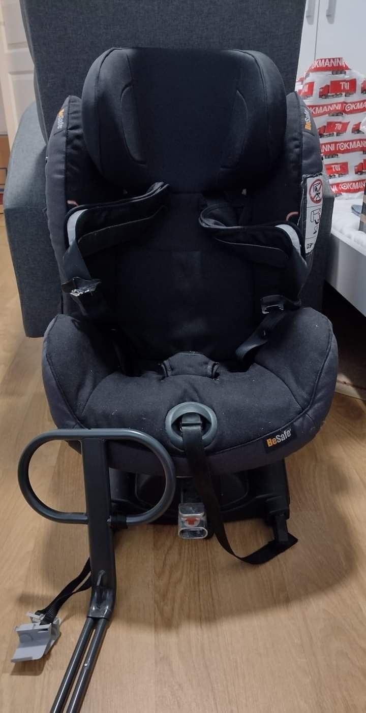 Turvaistuin BeSafe izi combi x4 isofix