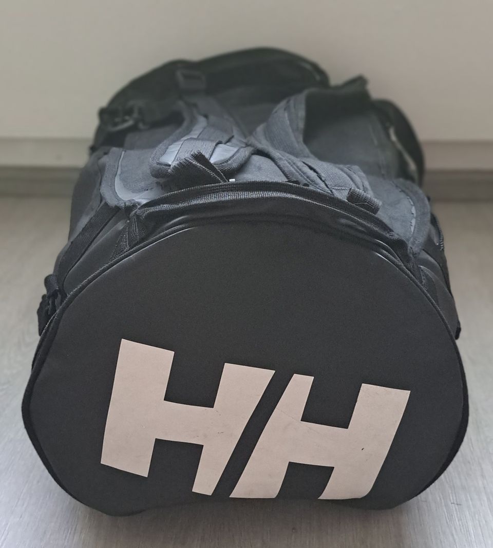 Helly Hansen Duffel Bag- 50L/Väri:musta