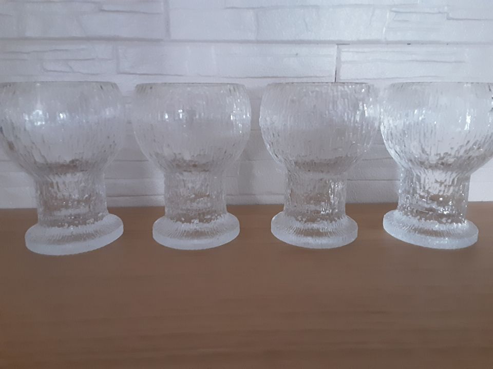 Iittala Kekkerit-sarjan punaviinilasit 4kpl