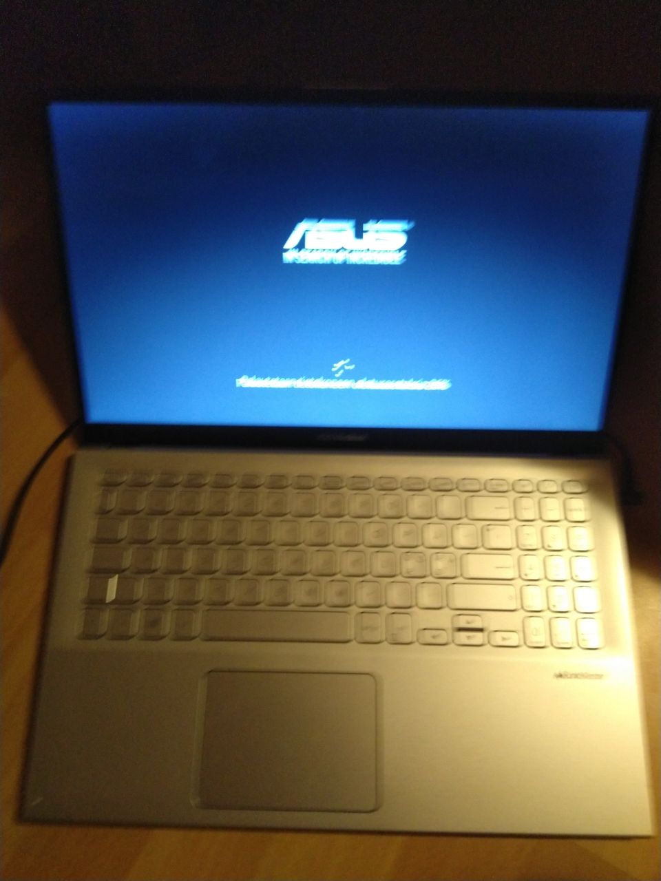 ASUS vivobook 15