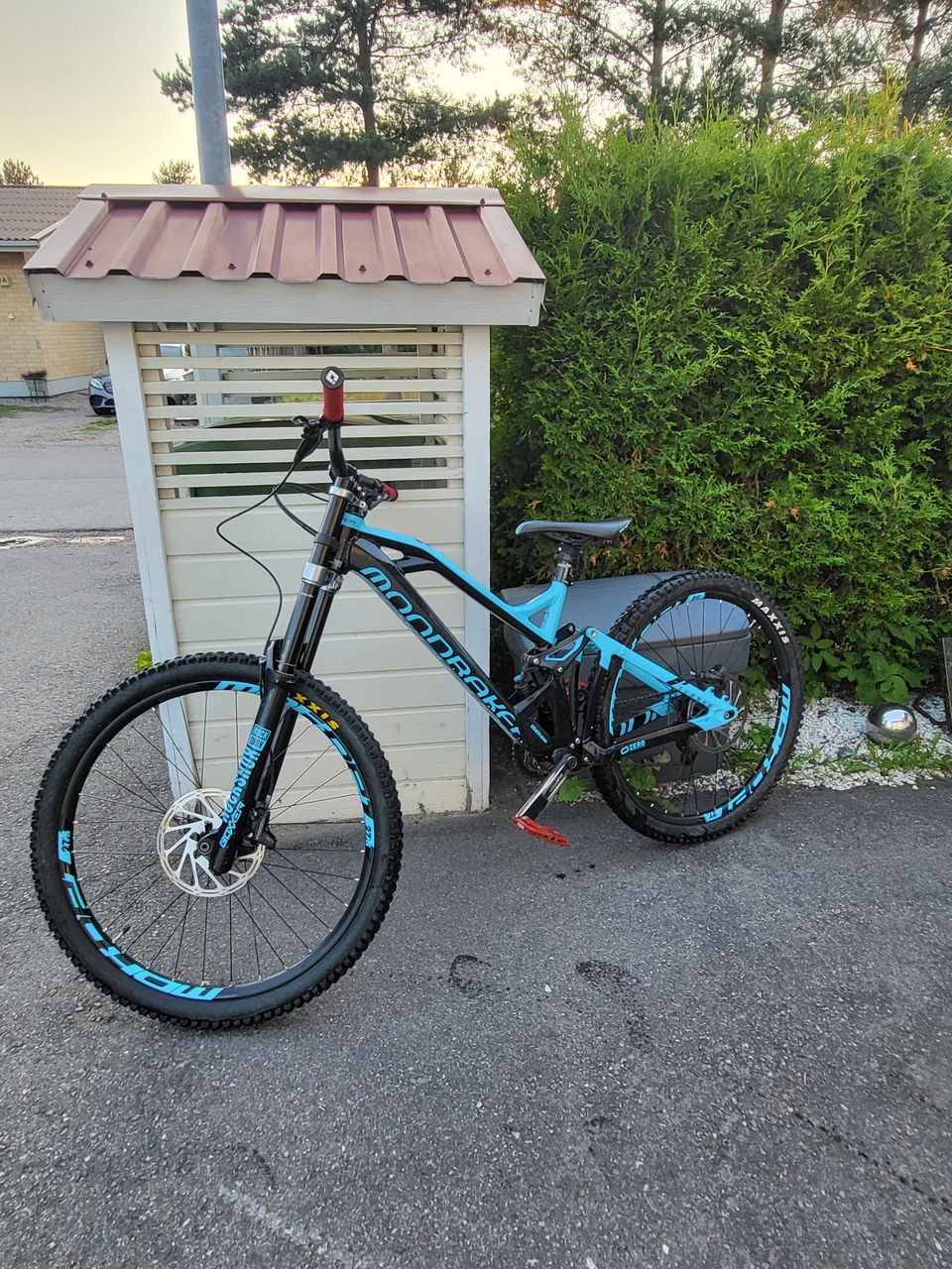 Mondraker Summum