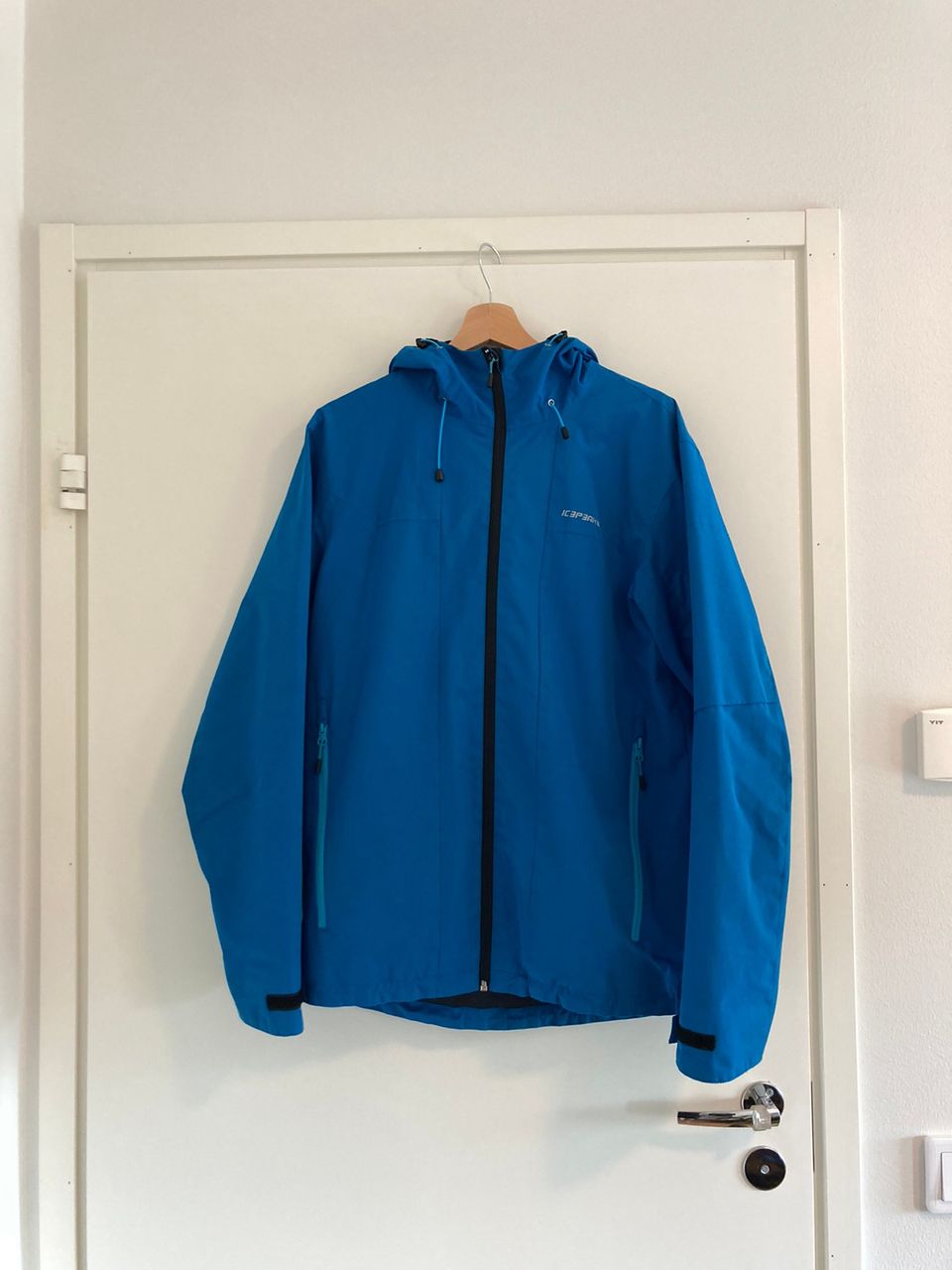 Icepeak ulkoilutakki M