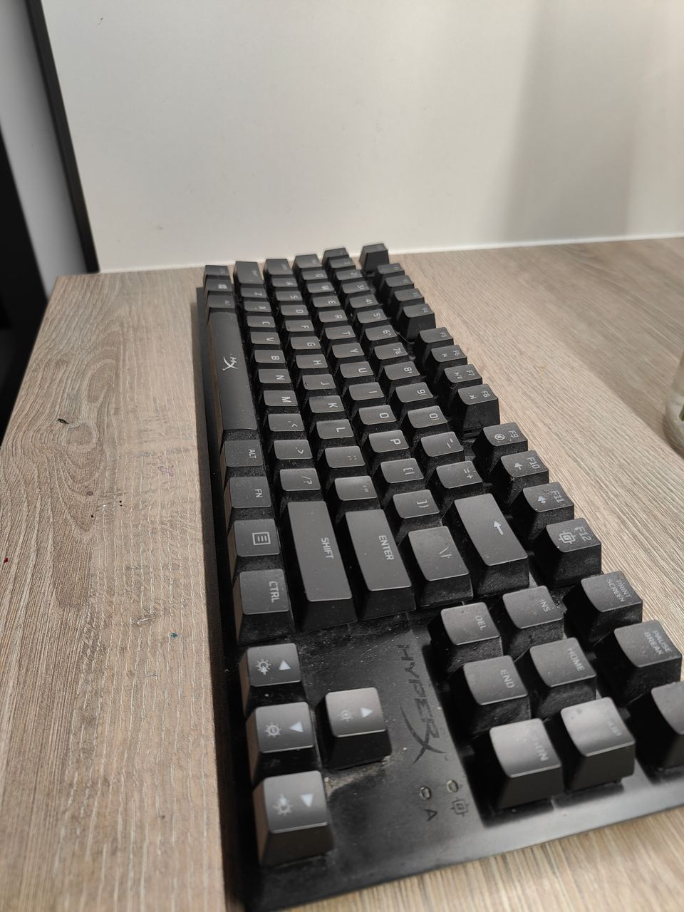 HyperX Alloy FPS Pro mekaaninen pelinäppäimistö.