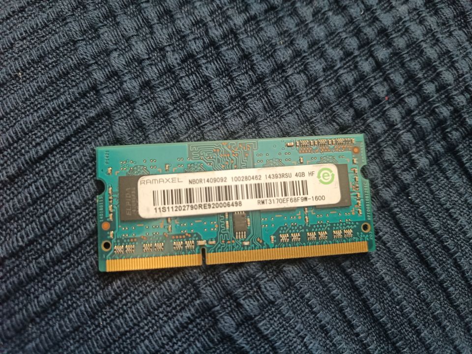 RAMAXEL 4GB RAM DDR3 1600MHZ muistikortti