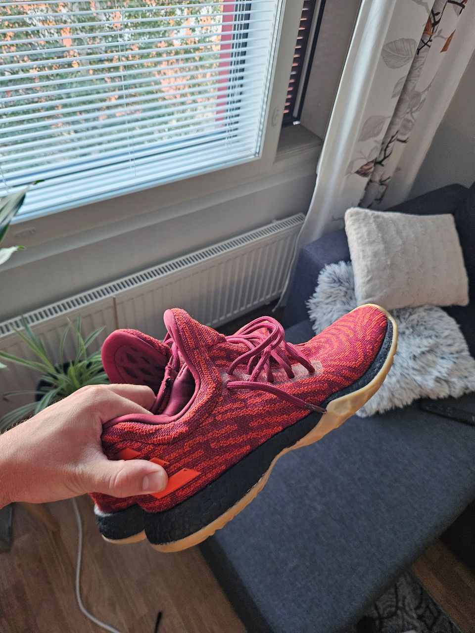 Adidas Harden Vol. 1 koripallokengät