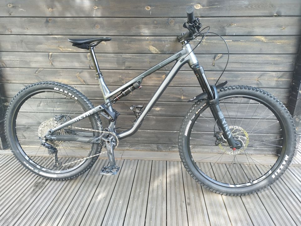 Commencal meta am 29 2021 enduro polkupyörä