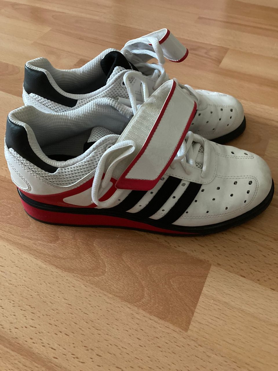 Adidas painonnostokengät, koko 38,5