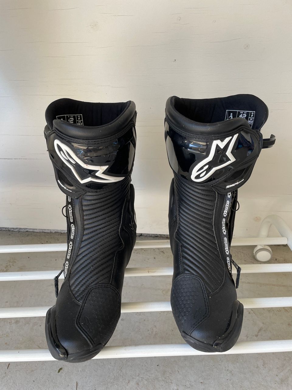 Alpinestars SMX Plus V2 mustat ajokengät, koko 42