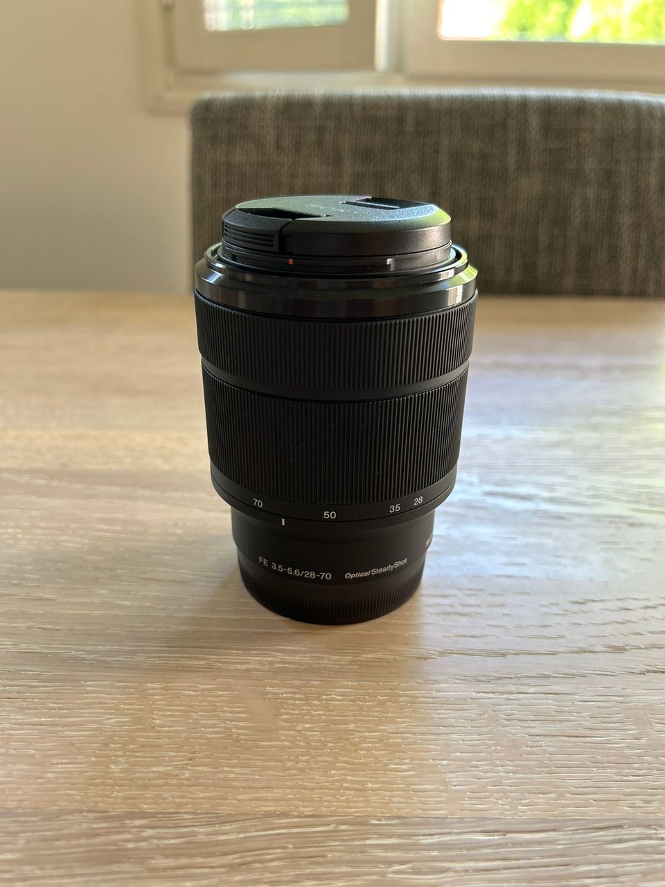 Sony FE 28-70mm f/3.5-5.6 OSS