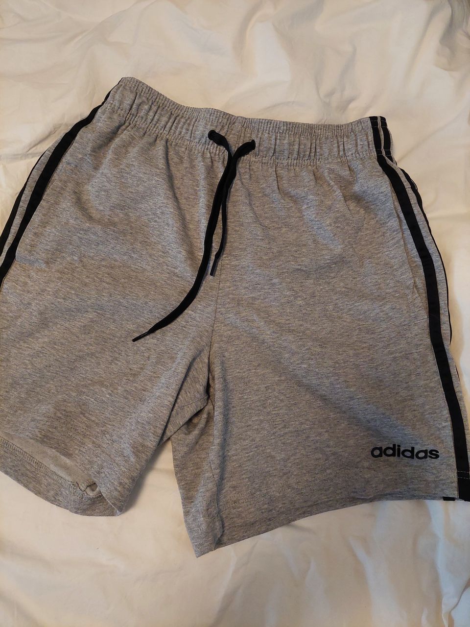 Adidas collegeshortsit S