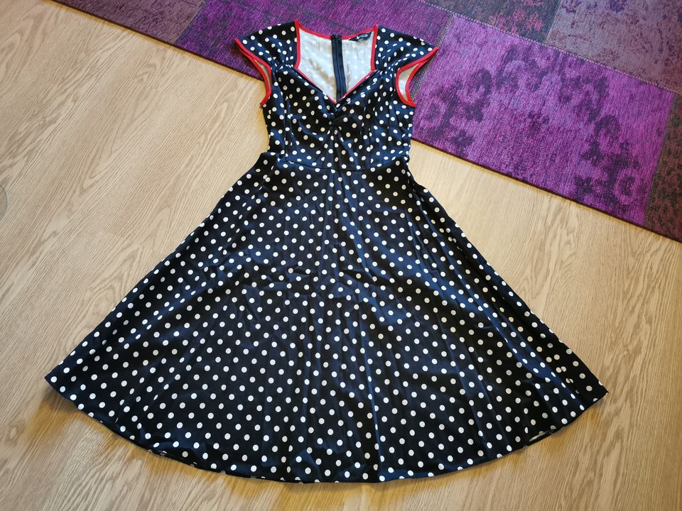 Uusi Lady Vintage Isabella polkadot mekko koko M / 12