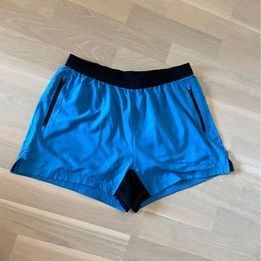 H&M running shorts, shortsit, koko M