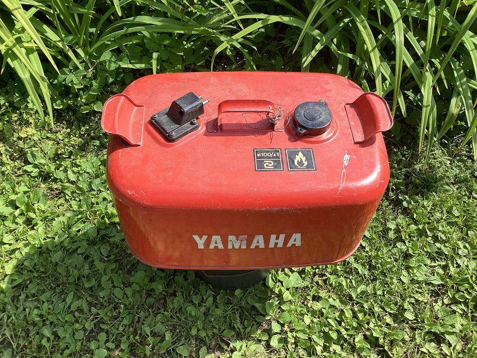 Yamaha perämoottorin tankki n. 23l